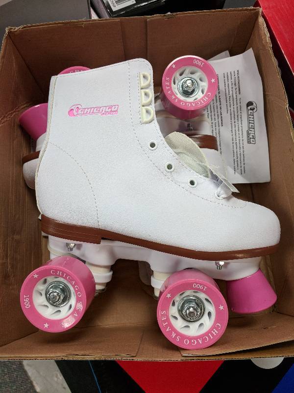 lot 100 image: Chicago Rink Skate Girls 1