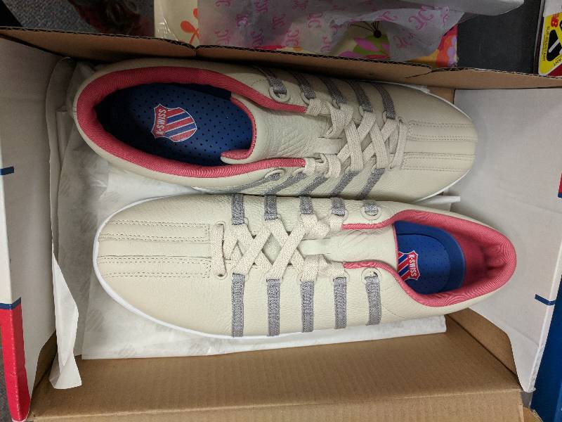 lot 148 image: K-Swiss MN Classic 88 Sand 11.5