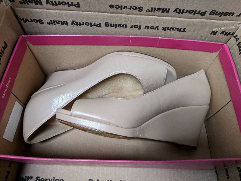lot 181 image: Naturalizer Womens Olivia Wedge - Wide Taupe 7