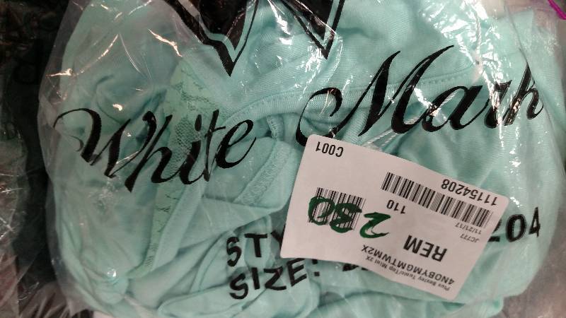 lot 230 image: White Mark Womens Plus Bexley Cold-Shoulder Top Mint 2X