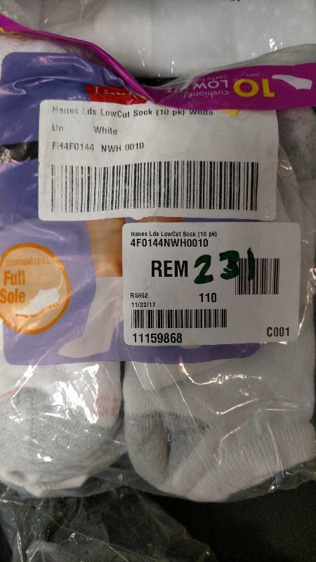 lot 231 image: Hanes Lds LowCut Sock (10 pk) White