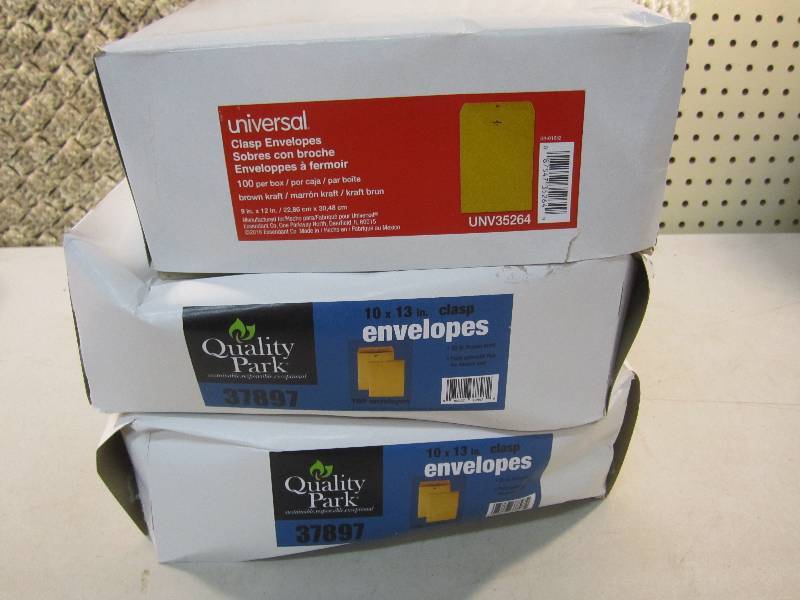 lot 92 image: Lot of 300 Clasp Mailng Envelopes 2...