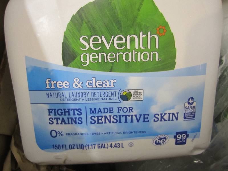 lot 98 image: Lot of 2 Seventh Generation Natural...