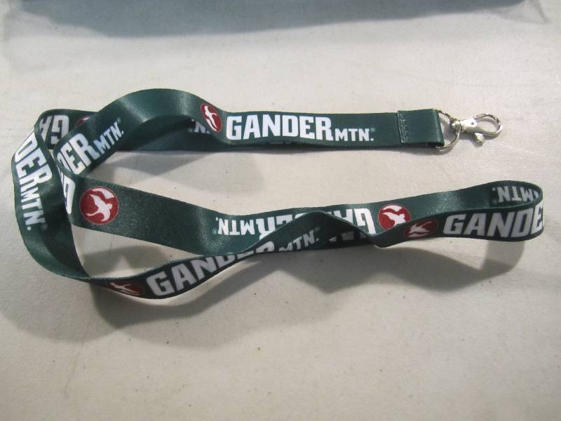 lot 128 image: Case of 500 Gander Mountain Lanyard...