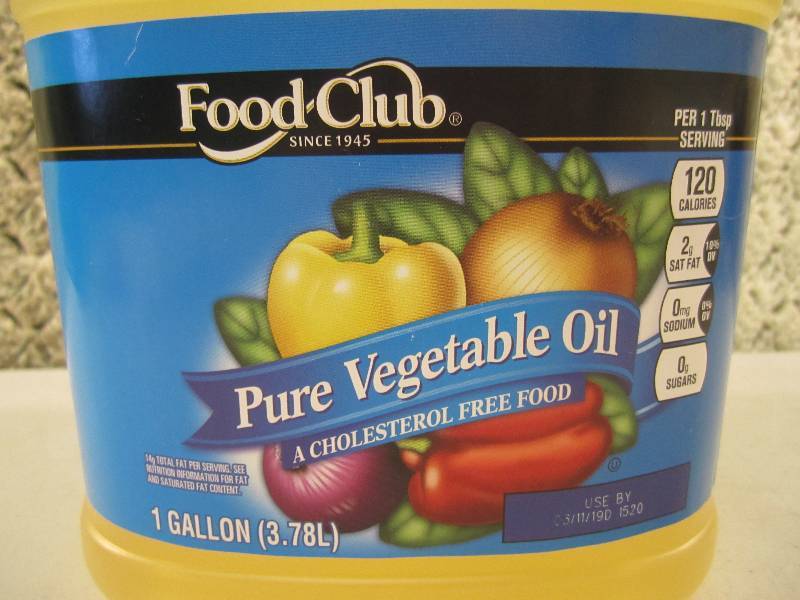 lot 229 image: Lot of 3 Pure Vegetable Oil 1 gallo...
