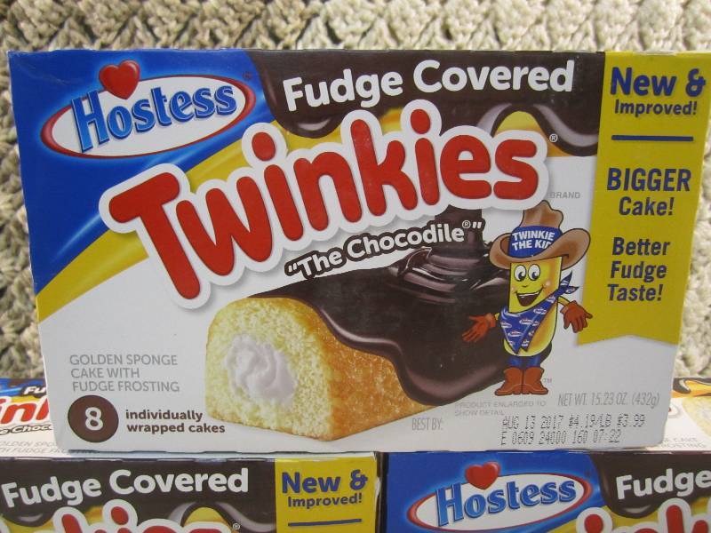 lot 292 image: Lot of 3 Boxes Hostess Fudge Covere...