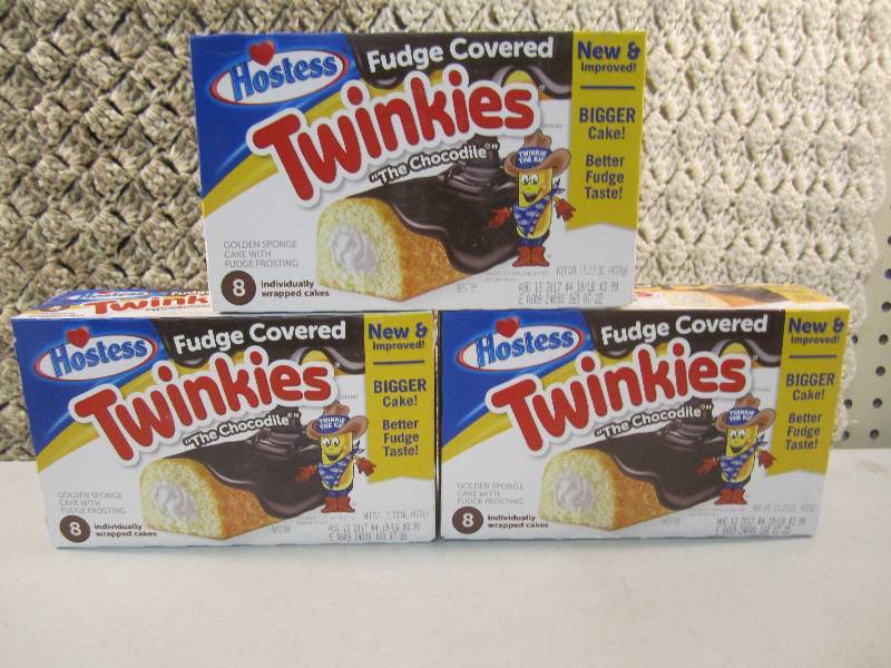 lot 293 image: Lot of 3 Boxes Hostess Fudge Covere...