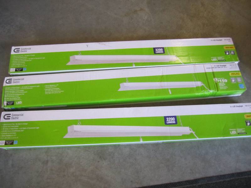 lot 9 image: Lot of 3 - 4 foot Linkable LED Shop...