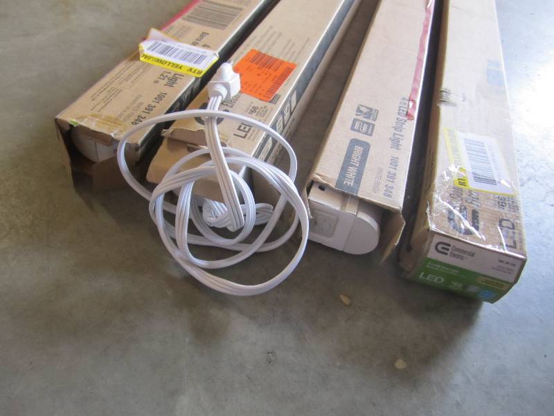 lot 15 image: Lot of 4 - 4 foot LED Strip Lights ...