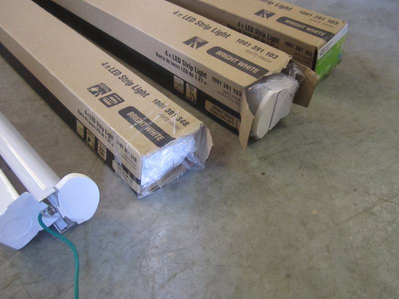 lot 17 image: Lot of 4 - 4 foot LED Strip Lights ...