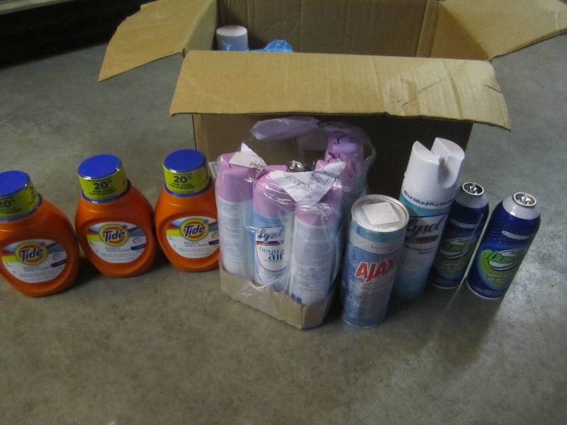 lot 24 image: Large Mixed Lot of Various Cleaners...