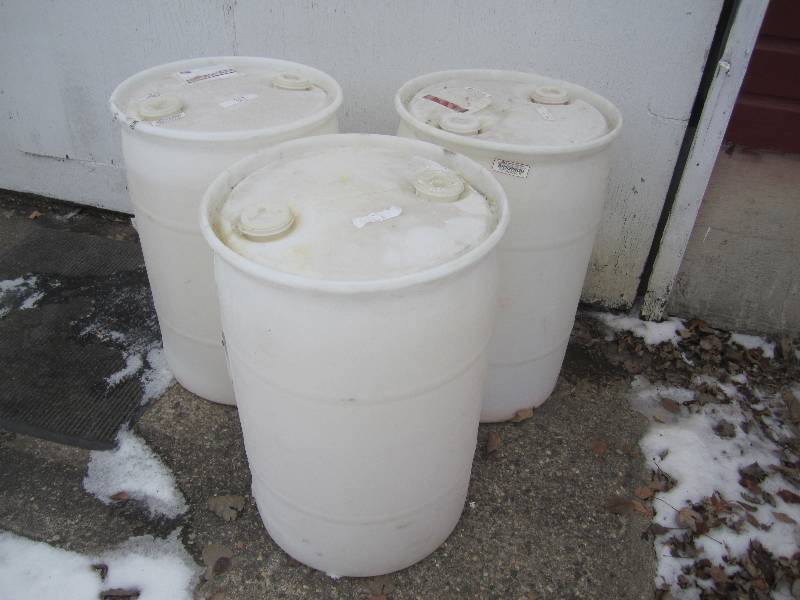 lot 56 image: Lot of 3 - 30 Gallon Plastic Barrel...
