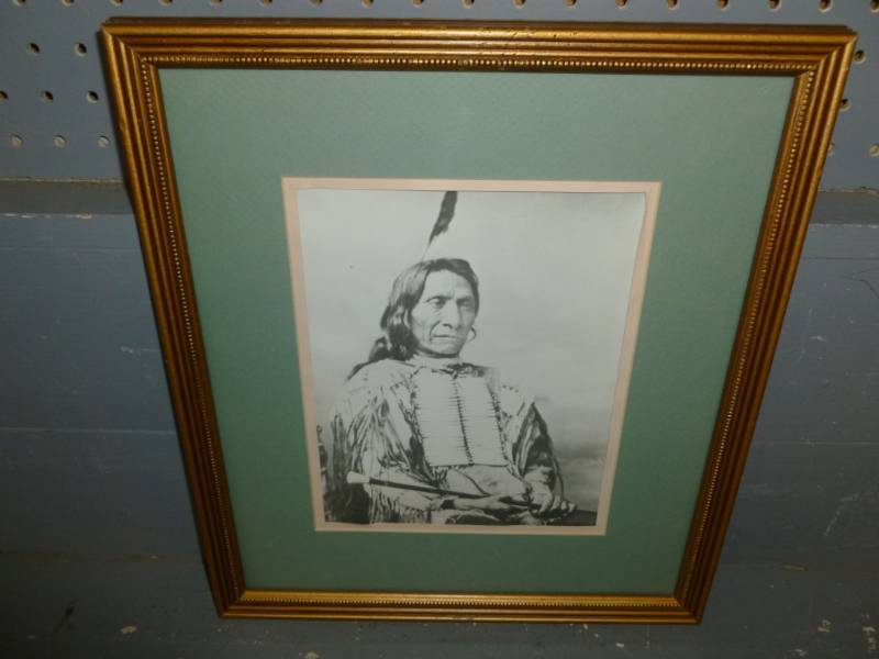 lot 168 image: Native American Picture