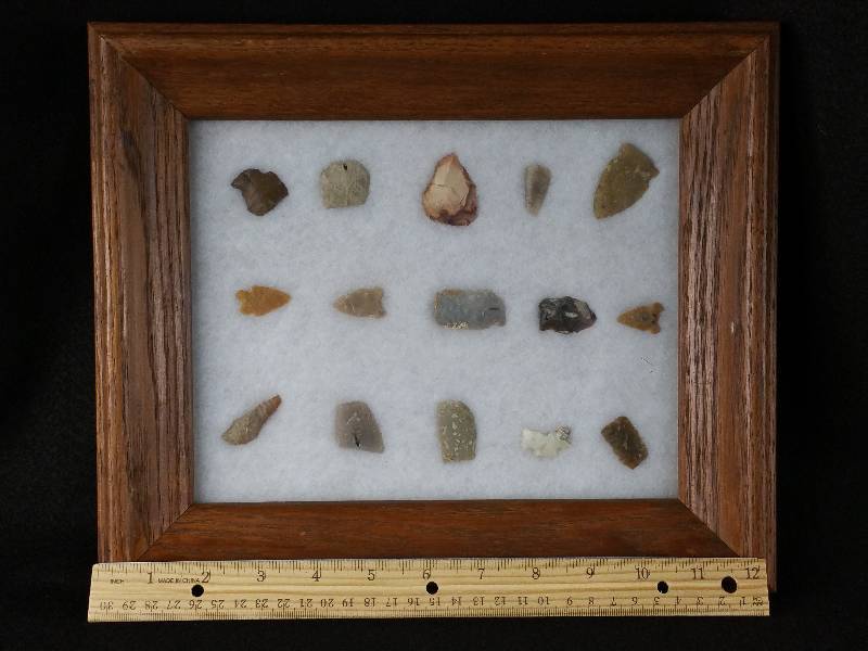 lot 17 image: (15) Various Native American Arrowheads
