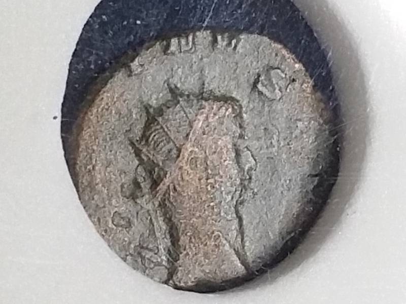 lot 21 image: Ancient Constatine the Great Era Roman Coin