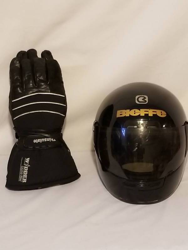 BIEFFE HELMETHEATED RIDING GLOVES