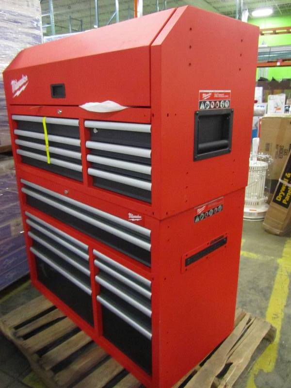 Milwaukee 46 in. 18Drawer Tool Chest and Combo MN Home