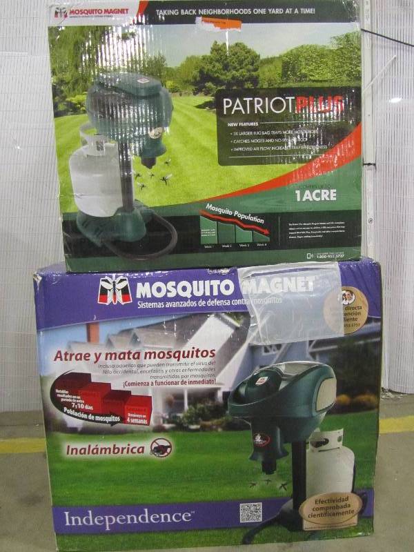 lot 74 image: Mosquito Magnet Patriot Plus Mosquito Trap 1-acre Independence Mosquito Trap