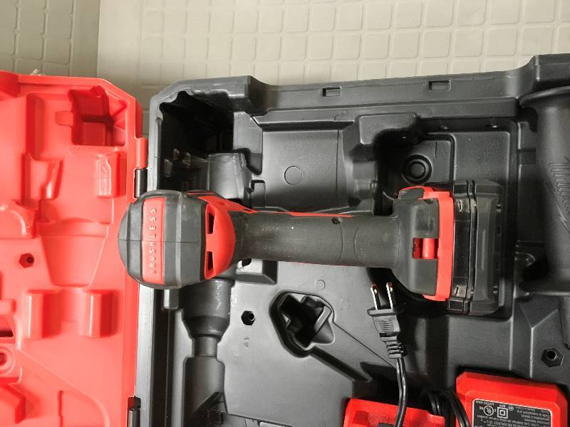 lot 1 image: Milwaukee M18 18-Volt 12 in. Cordless Compact Brushless DrillDriver in working conditions