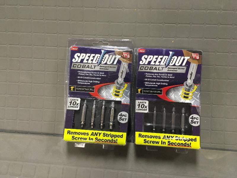 lot 29 image: Speedout Cobalt Damaged Screw Extractor - Lot of 2