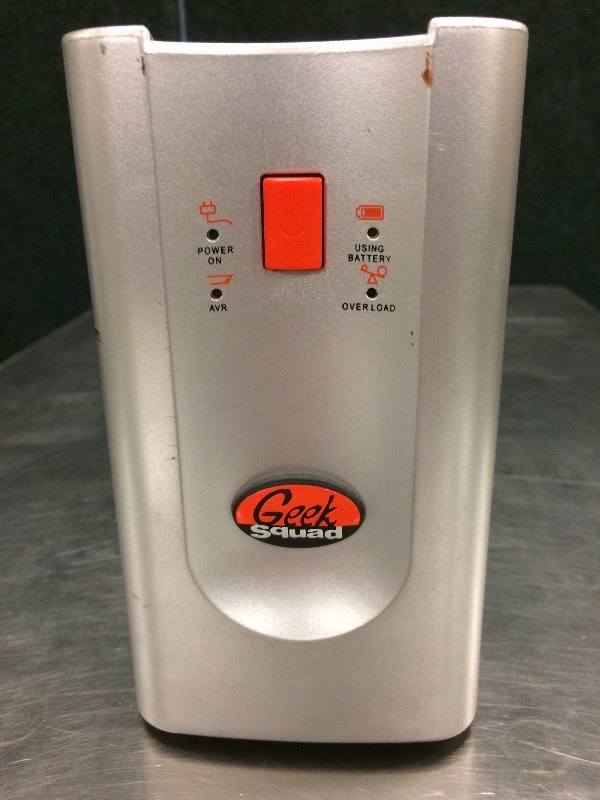 lot 6 image: GEEK SQUAD UNINTERRUPTIBLE POWER SUPPLY GS-700U - Excellent Working Condition  Back Up Your Power For Computers, Servers Etc