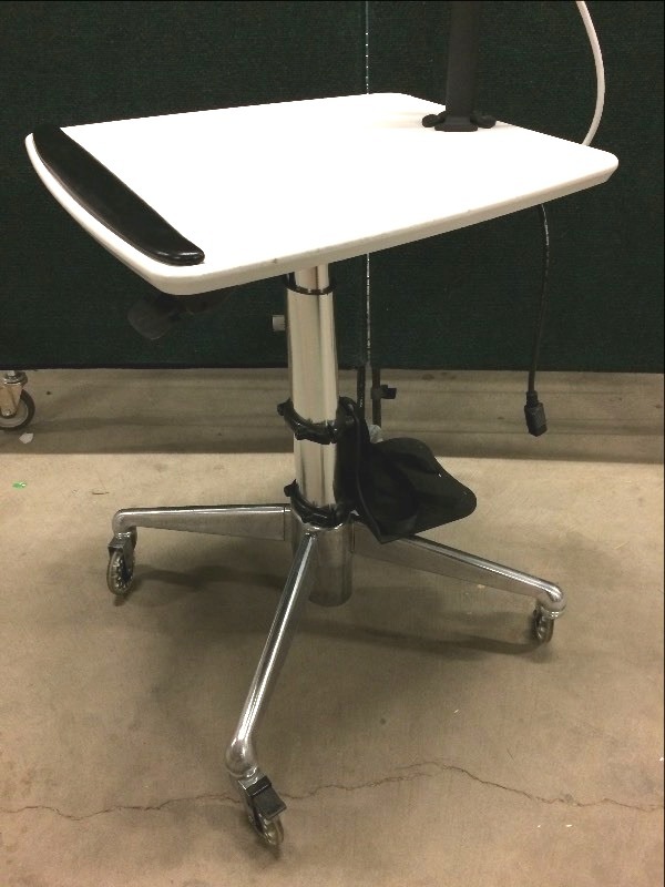 lot 32 image: This Is A Very Expensive Altus Mobile COW Medical Grade Computer Laptop LCD Mobile Cart Workstation With Extras - See Youtube - Excellent Condition