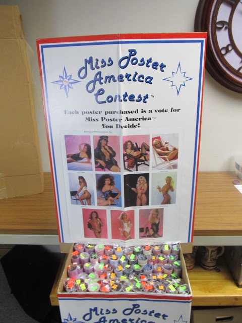 lot 51 image: NOS Vintage MISS POSTER AMERICA Store Display wPosters