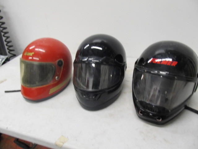 lot 92 image: 3 Racing Helmets