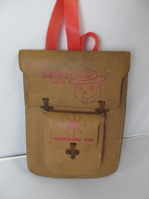 lot 121 image: Vintage SMOKEY BEAR Adventure Pak Leather Backpack
