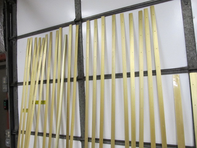 lot 140 image: Large Lot of NEW Satin Brass Carpet Trim