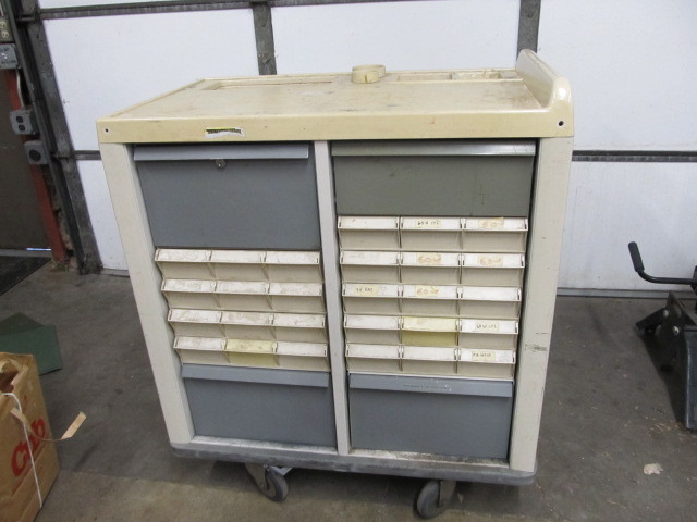 lot 148 image: Rolling Medical SupplyTool Cart
