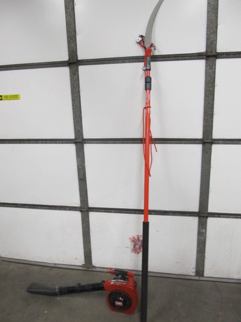 lot 150 image: Extending Tree TrimmerPruner & Toro Leaf Blower