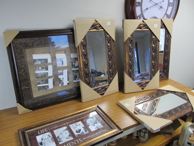 lot 160 image: BRAND NEW Home Decor - Mirrors Picture Frames