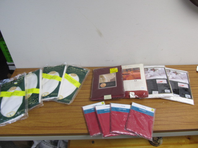 lot 183 image: Lot of Brand New Tablecloths