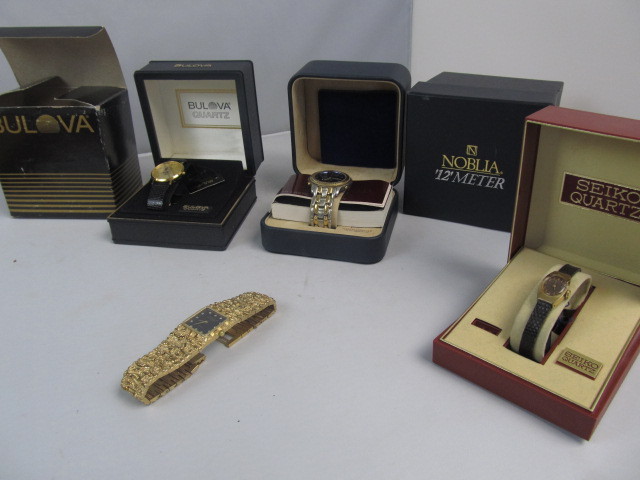 lot 13 image: Nice Group of Mens Watches