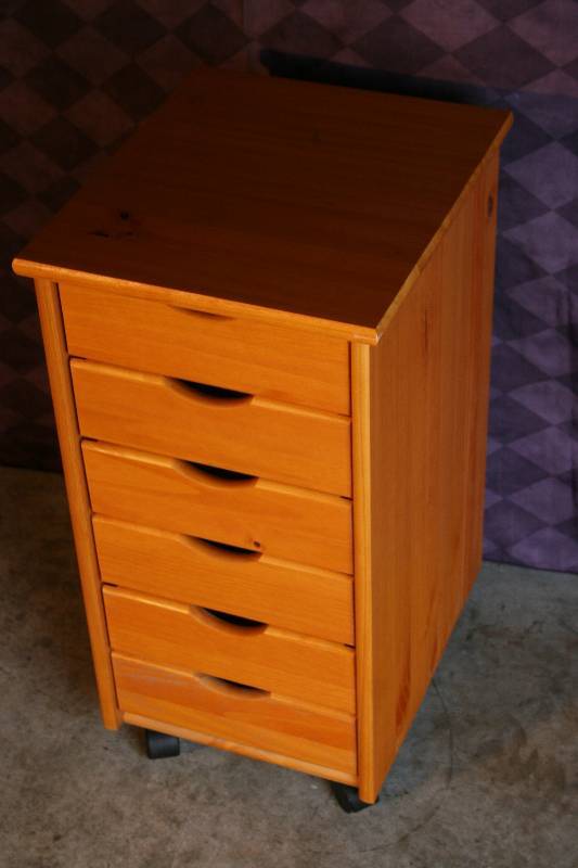 Rolling End Table with Storage