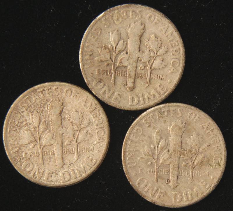 lot 78 image: GROUP OF 3 ROOSEVELT SILVER DIMES 1955 P-D-S