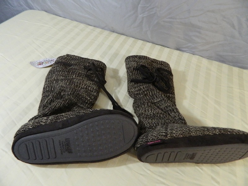 New Muk Luk - Luk Ees Slippers