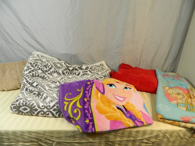 5 Soft Throws