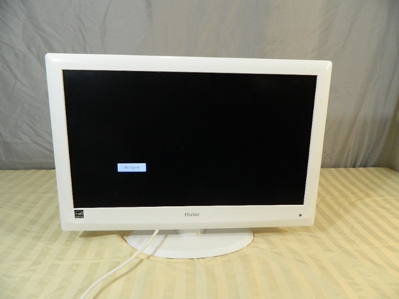 Haier 22 Flatscreen TV