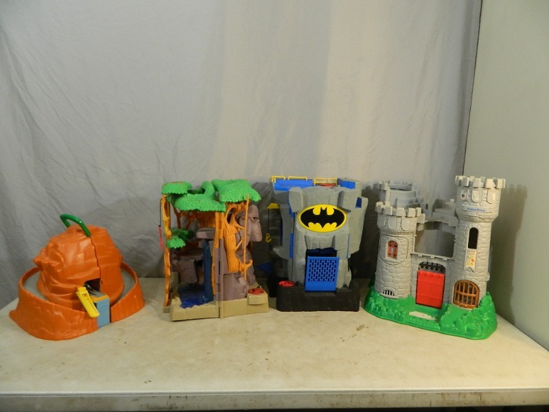 4 Kids Play Houses