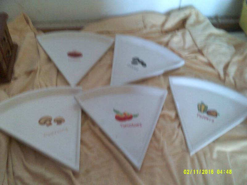 lot 52 image: 5 CUSTOM SERVING TRAYS