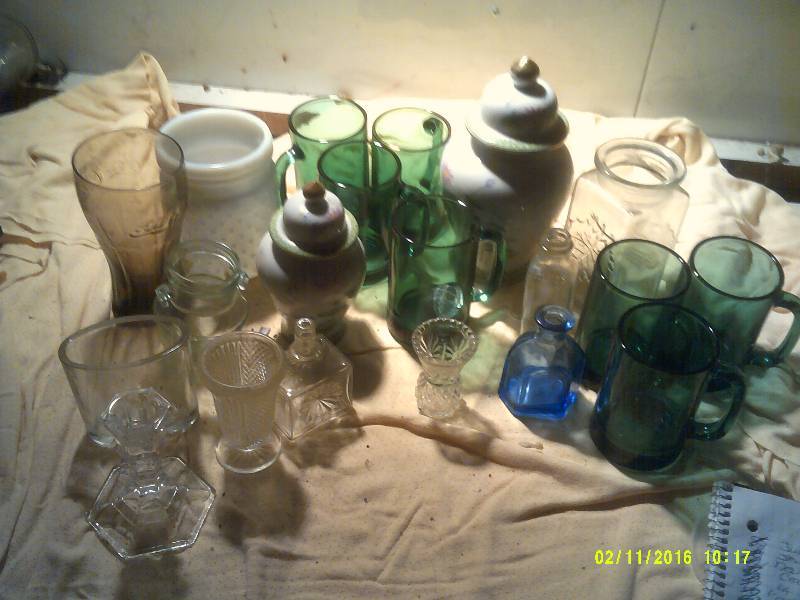 lot 73 image: VINTAGE GLASSWEAR