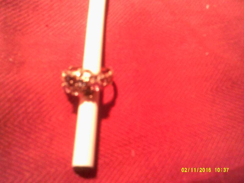 lot 79 image: SILVER SZ6 RING MULTIPLE COLORED STONES