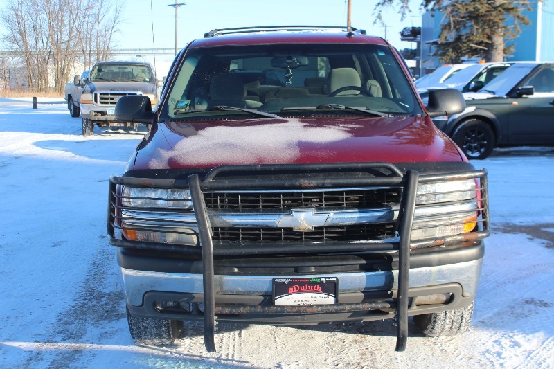 2005 Chevrolet Suburban 1500 LS 4x4 - One Owner -