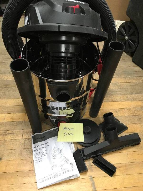 Husky 10 gal Stanless Steel Wet Dry Vac. (Missing Wheels)