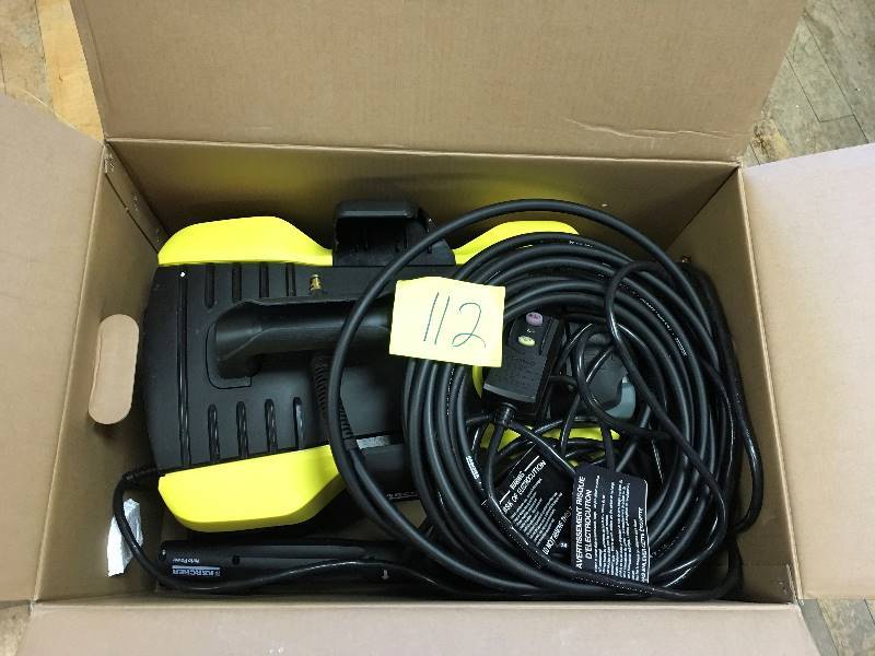 Karcher 800PSI Follow Me Electric Pressure Washer not used