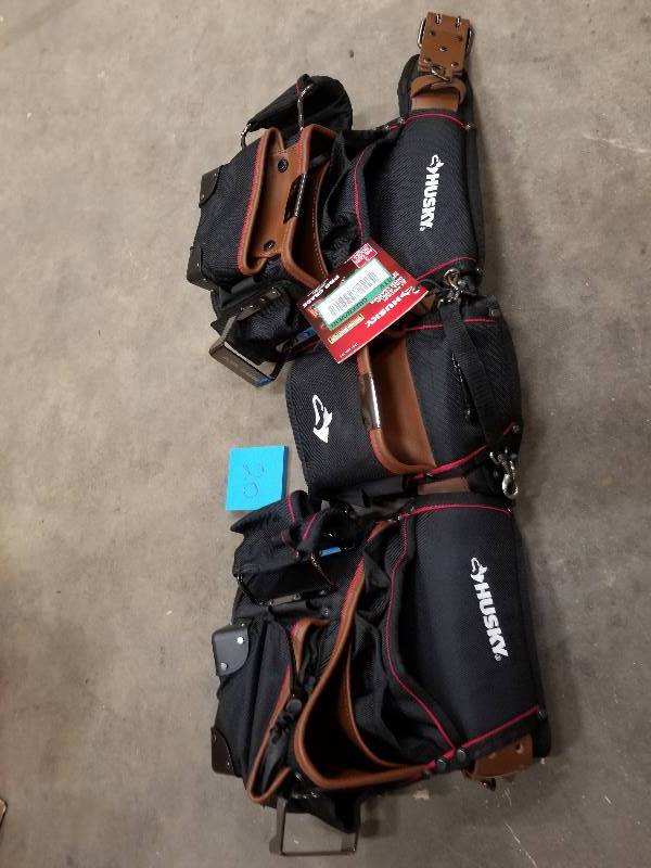 lot 20 image: Husky 21 Pocket Full Tool Apron Jobsite Tools Storage Hammer Holder not used
