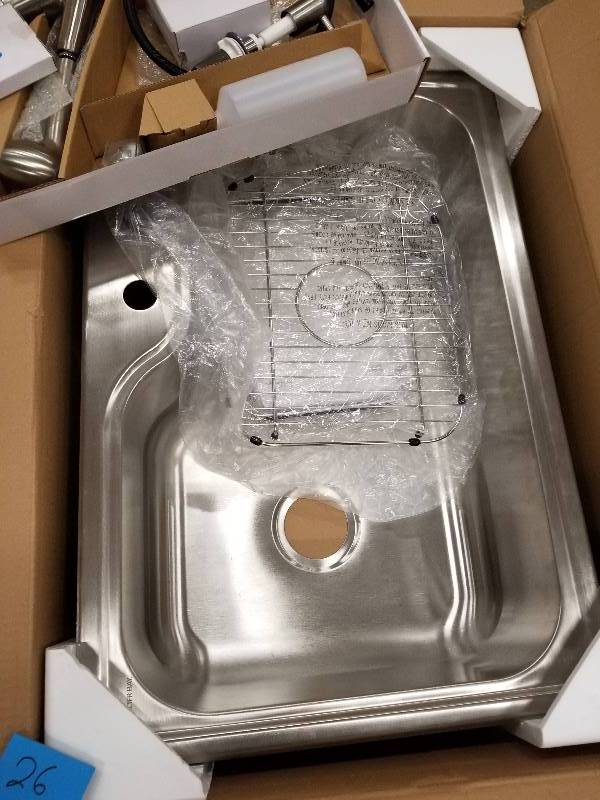 lot 26 image: Glacier Bay  Model 553 870  18 Gage Stainless Steel Large Single Bowl Kitchen Sink not used