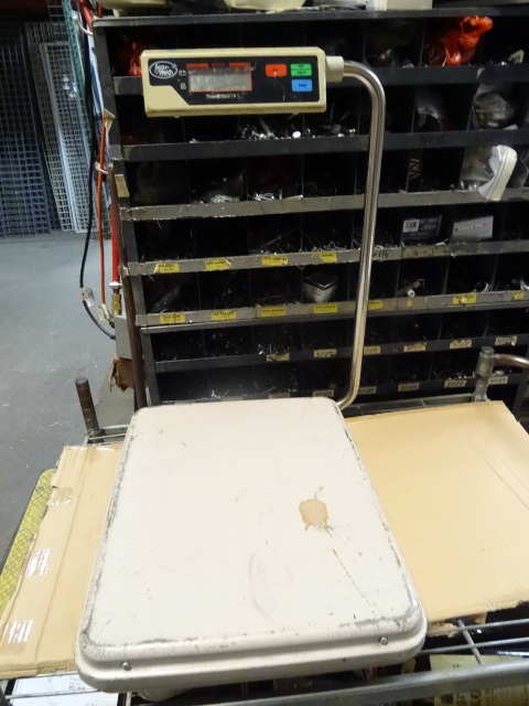 150 lb accu weigh scale. No power c...